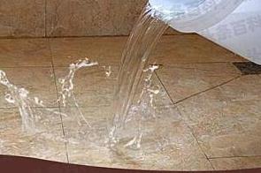 鞍山市漏水维修 免砸砖防水材料该如何施工